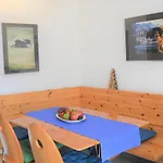 Apartment Bisang L *